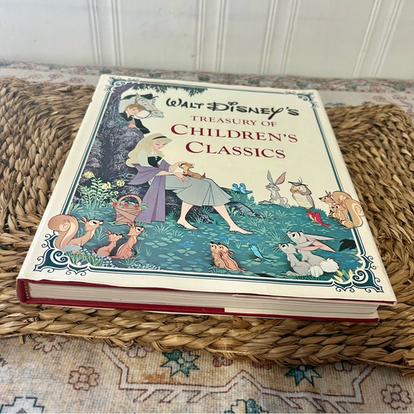 Walt Disney’s Treasury of Children’s Classics Hardcover Book - Picture 2 of 9